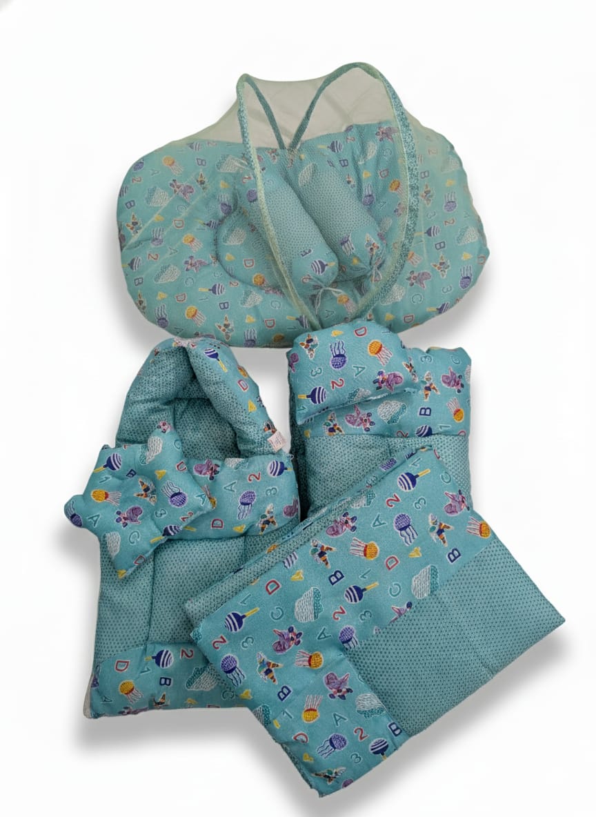 Little Clouds Cozy 8 Pieces Set