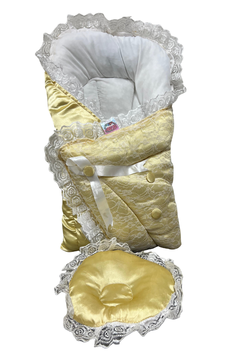 Deluxe Newborn Carry Nest with Pillow – Lace Border
